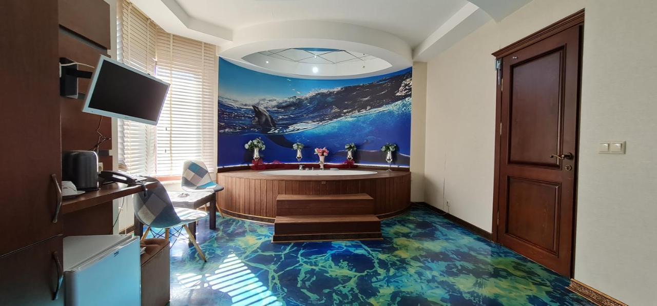 Mavisu Deluxe Butik Otel ทรับซอน ภายนอก รูปภาพ